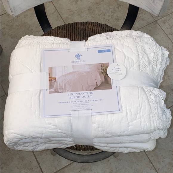 NWT Simply Shabby Chic Crochet Trim Linen Quilt - Picture 2 of 6